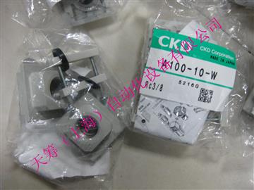 CKD配管适配器A100-10-W